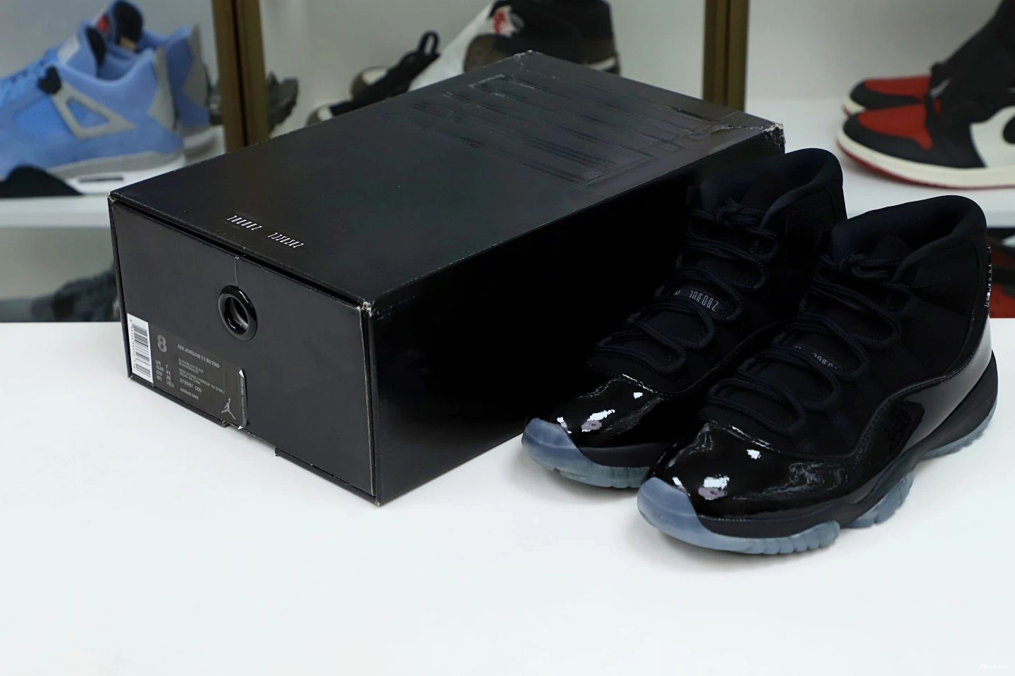 AND 'CAP RETRO 11 GOWN' AIR JORDAN 1116